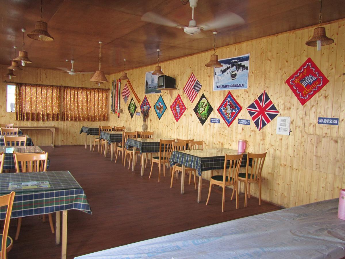 Royal Star Inn Srīnagar Esterno foto
