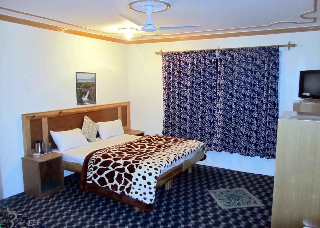 Royal Star Inn Srīnagar Esterno foto